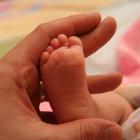 Чтобы стопа ребенка была здоровой, подберите обувь