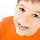 Почему темнеют зубы у ребенка?